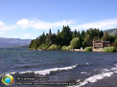 Foto Aguas del lago Lolog (Santiago Gaudio)
